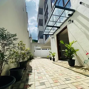 Aurelia 3* Kandy