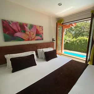 4* Hotel Boutique Rosas 5 G
