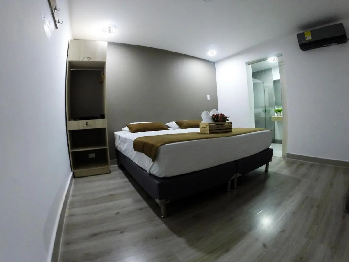 Hotel Boutique Plaza Medellin 3*,